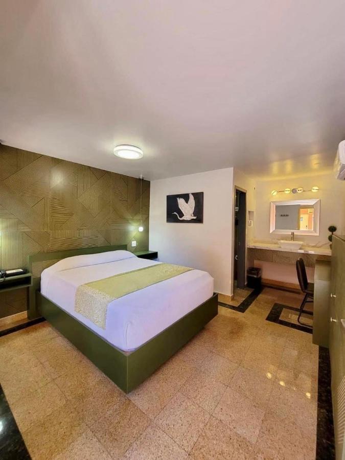 Hotel Aqua Rio Тіхуана Екстер'єр фото