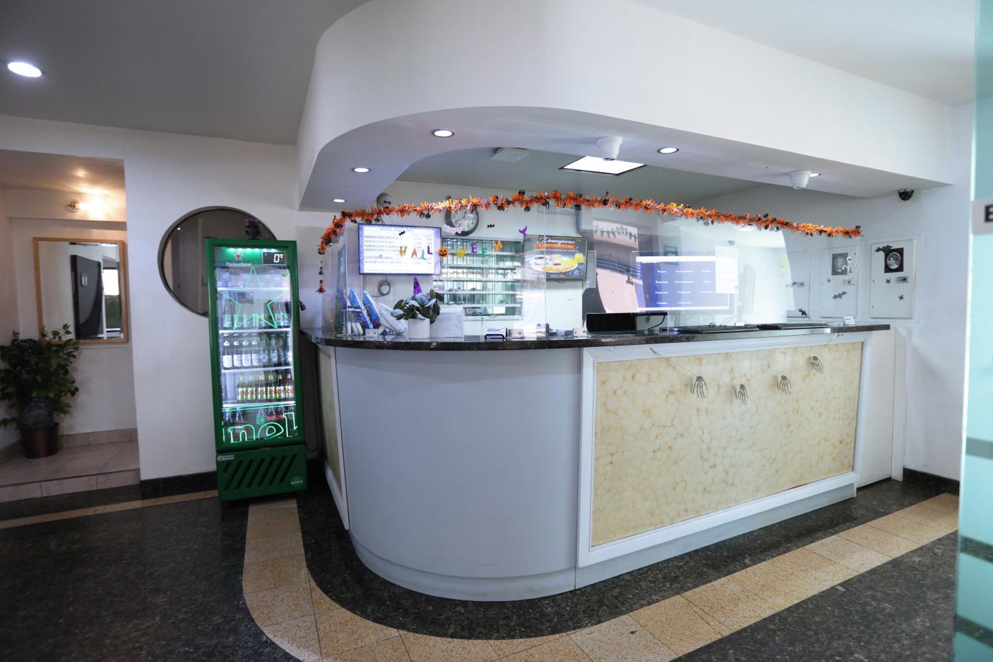 Hotel Aqua Rio Тіхуана Екстер'єр фото